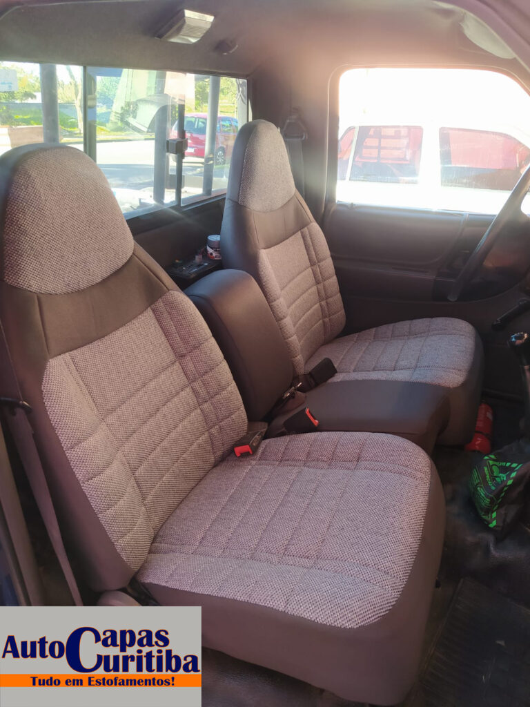 Bancos de couro carro, banco sintético veículos, bancos para jet ski, banco estofados para barcos, banco de couro legítimo automotivo, banco limusine, banco estofados para carro antigo, autocapas em Curitiba, serviço de autocapas, auto capas veicular, revestimento banco do carro, banco de couro carro, colocar banco de couro no carro, banco sintético automotivo